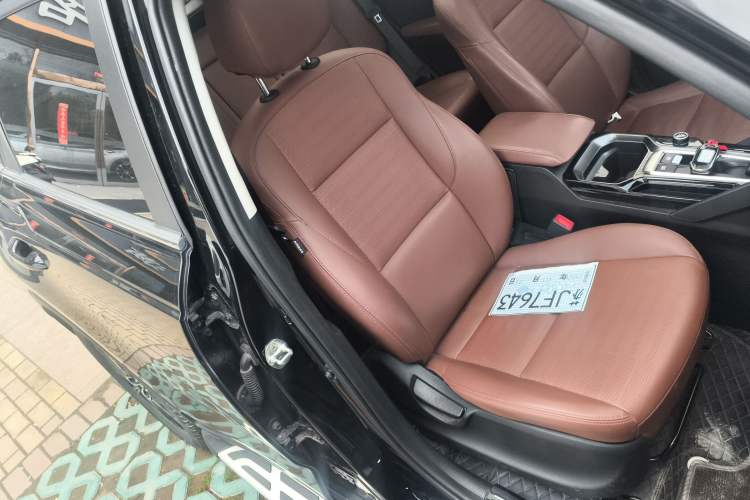 Used Kia Sportage R 2021 Ace 2.0L Splendid Edition Right Front Seat