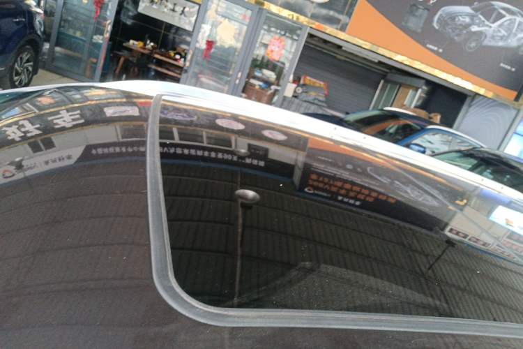 Used Buick Envision 2016 20T Two-Wheel-Drive Elite Model
