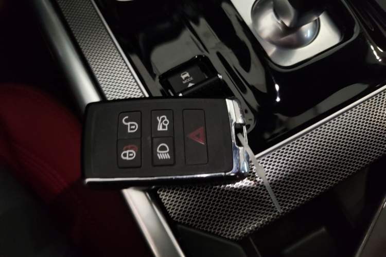 Used Jaguar XEL 2021 2.0T 250 PS R-DYNAMIC S Advanced Sport Edition Vehicle Key