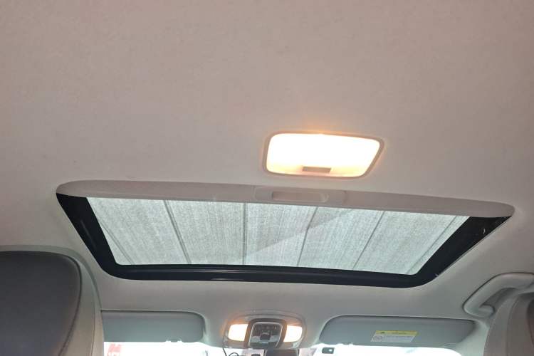 Used Hyundai Elantra 2021 1.5L CVT LUX Prestige Edition Headliner