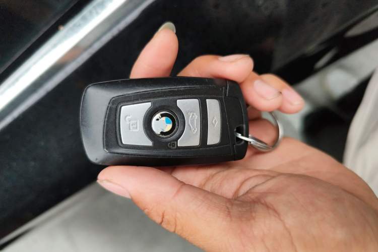 Used BMW 5 Series GT 2014 528i Leading Model Vehicle Key