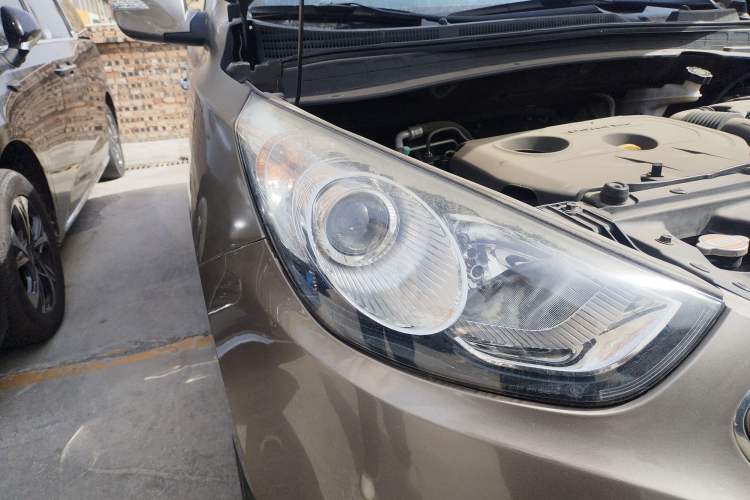 Used Hyundai ix35 2013 2.0L Automatic Two-Wheel Drive Smart GLS China IV Standard
