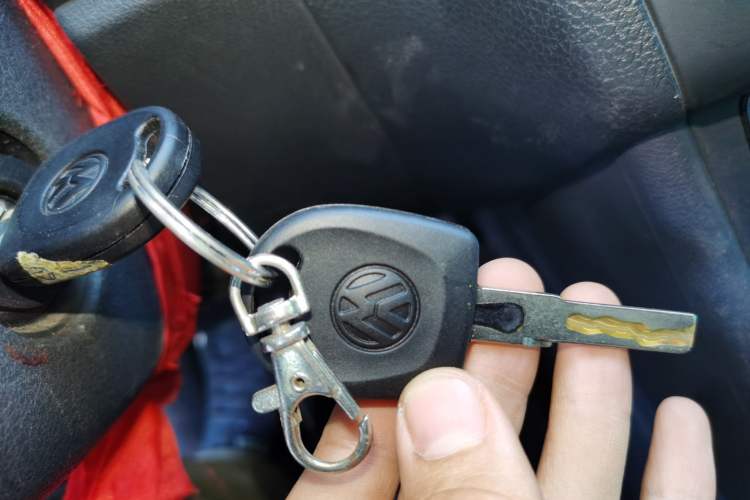 Used Volkswagen Polo 2016 1.4L Manual Fashion Model Vehicle Key