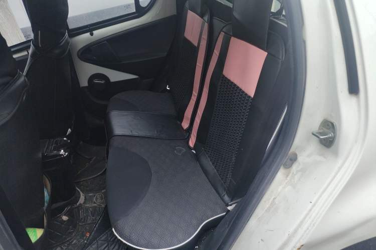 Used BYD F0 2015 1.0L Joyful Model
