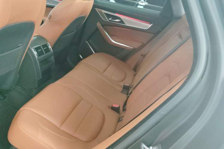 Used Jaguar F-PACE 2024 P250 R-Dynamic S
