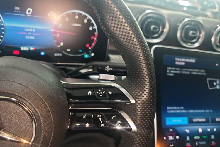 Used Mercedes-Benz C-Class 2024 C 260 L Sport Edition Gear Lever