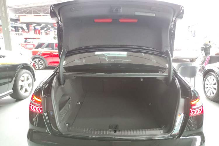 Used Audi A6L 2022 40 TFSI Luxury Dynamic Model Trunk