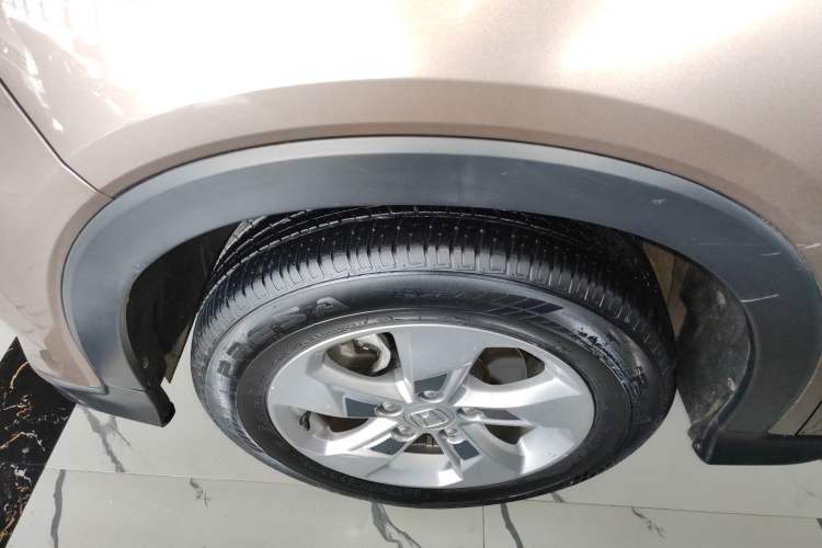 Used Honda XR-V 2015 1.5L LXi CVT Classic Edition Left Front Wheel Hub