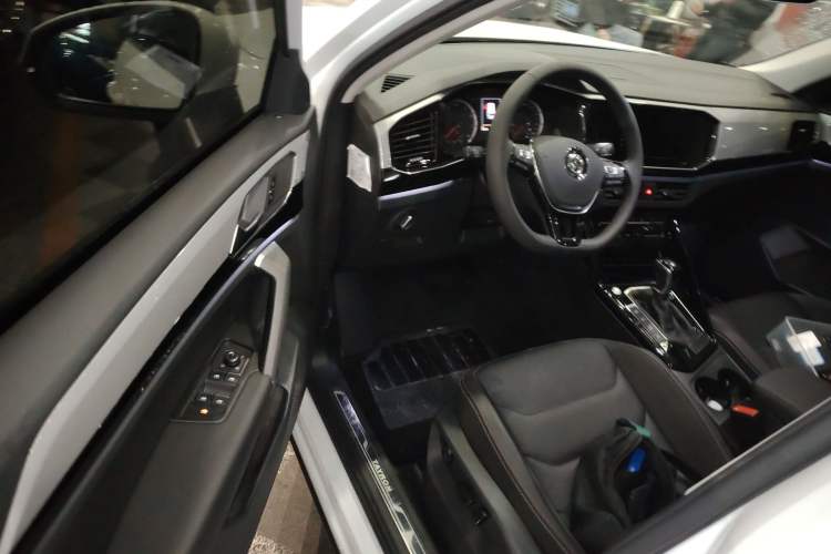 Used Volkswagen Tayron 2020 330TSI Two-Wheel Drive Luxury Smart Connectivity Version
