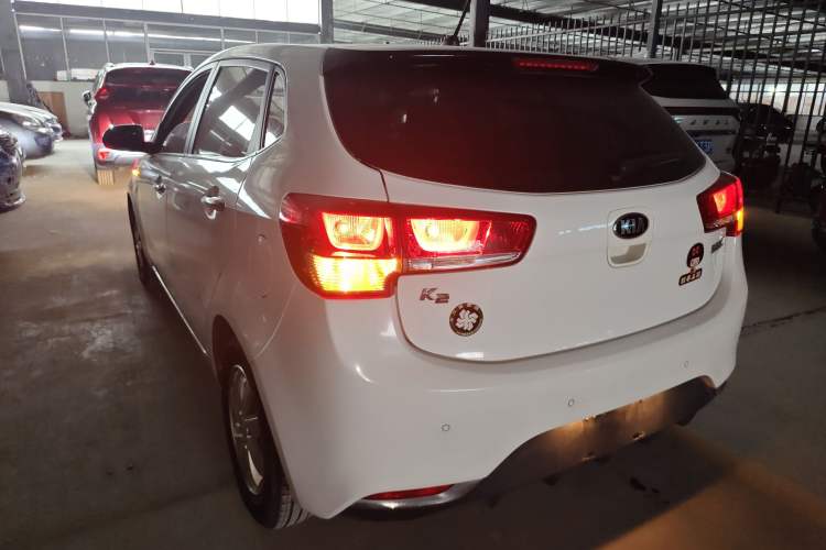 Used Kia K2 2015 Hatchback 1.4L AT GLS Cool Edition