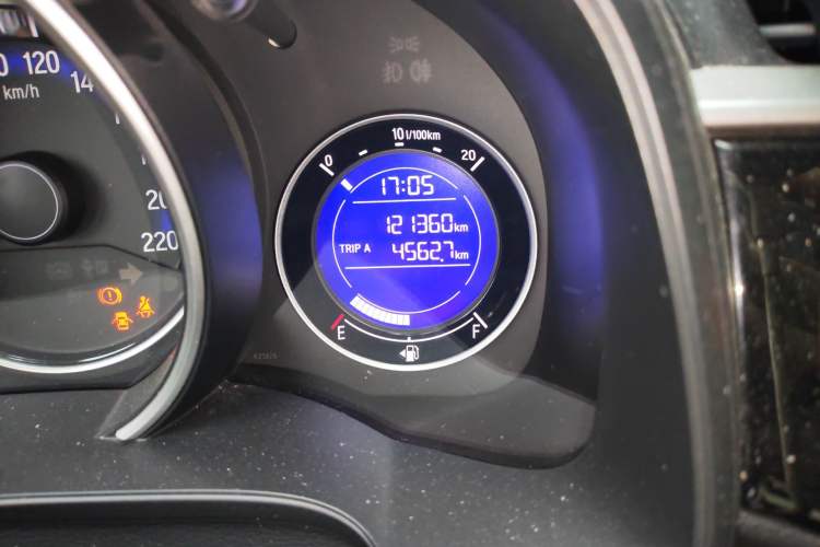 Used Honda Fit 2014 1.5L EX CVT Elite Model Odometer Close Up