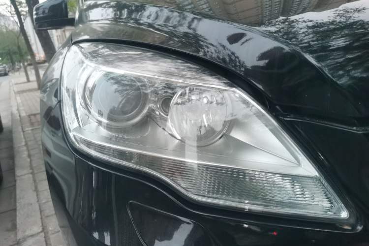 Used Mercedes-Benz R-Class 2017 R 320 4MATIC Business Edition Prestige Model Right Front Headlight