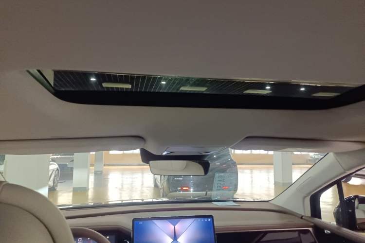 Used BYD Xia 2025 DM-i 1.5T 180km Beyond Edition
