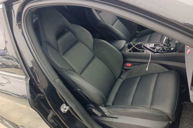 Used Lynk & Co 03 2022 2.0TD DCT GenioPlus