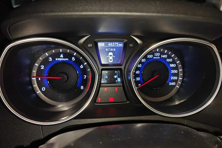 Used Hyundai Elantra (5th Generation / Langdong) 2012 1.6L Manual Leading Model Instrument Cluster