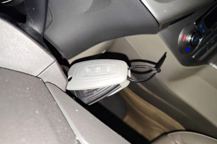 Used Ford Focus 2012 Sedan 1.6L Automatic Prestige Model