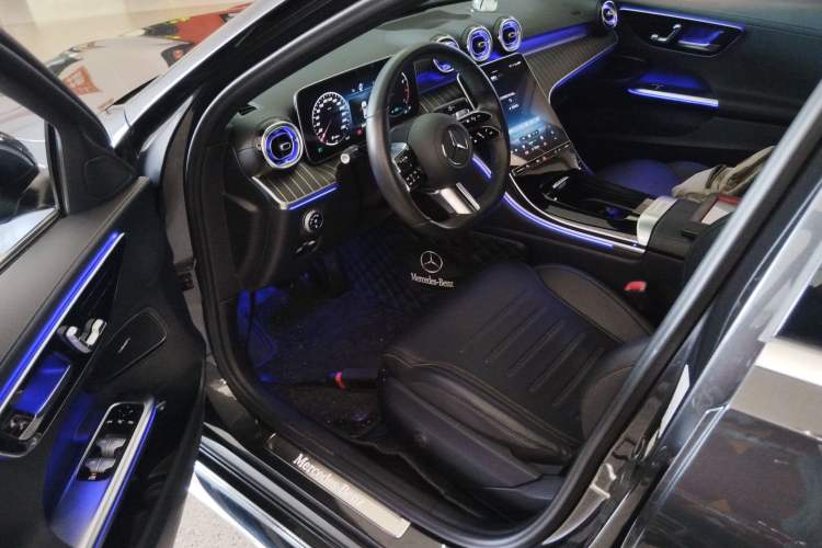 Used Mercedes-Benz C-Class 2022 Restyled C 260 L Sport Edition Driver Seat