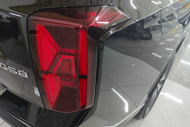 Used GAC Trumpchi GS8 2025 Linghang Series 2.0 TGDI Two-Wheel-Drive Luxury Edition 5 Seats
