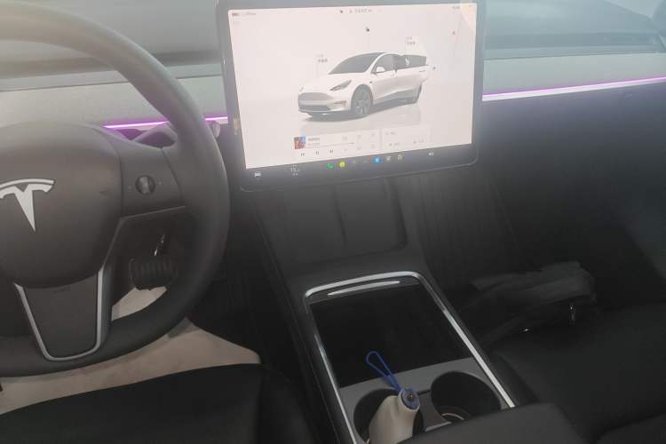 Used Tesla Model Y 2023 Rear-Wheel-Drive Version Audio And AC Panel