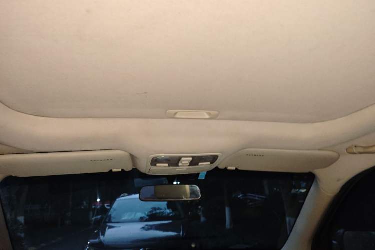 Used Hyundai Tucson 2009 2.0L Automatic Two-Wheel Drive with Sunroof