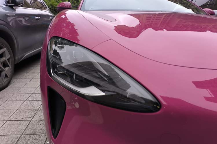 Used Xiaomi Auto SU7 2024 Four-Wheel Drive Ultra-Long Range Advanced Intelligent Driving Max Edition
