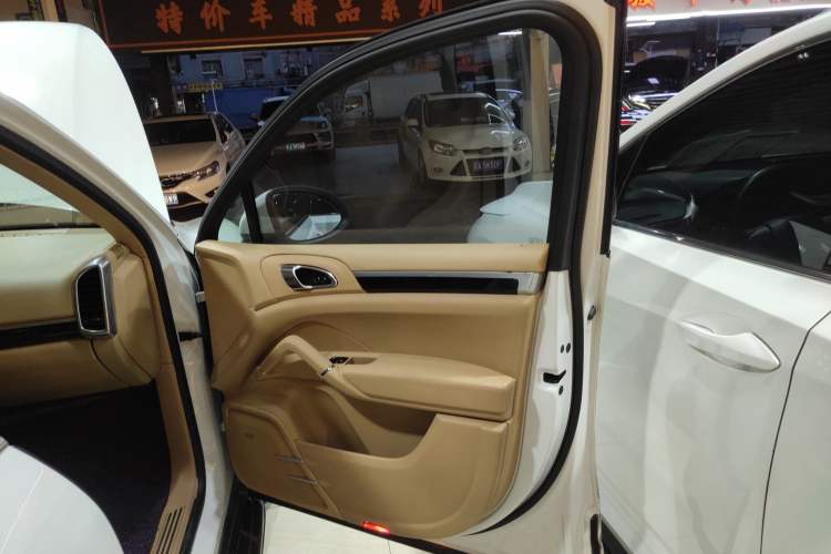 Used Porsche Cayenne 2011 Cayenne 3.0T