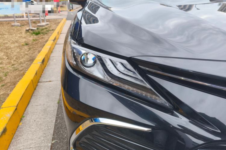 Used Toyota Camry 2023 2.0G Luxury Edition Right Front Headlight