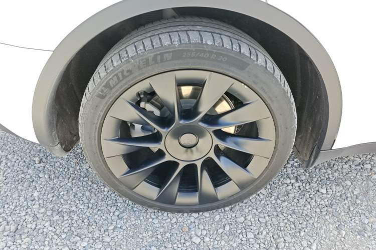 Used Tesla Model Y 2022 Revised Version Long-Range All-Wheel Drive