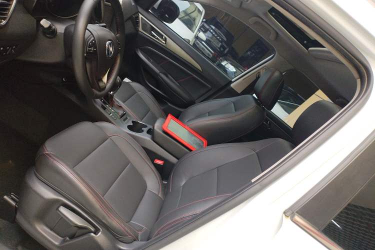 Used CHANGAN CS75 2014 1.8T Automatic Elite Model China IV Standard
