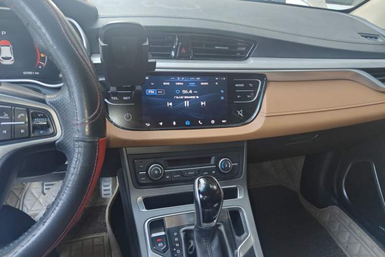 Used Geely Auto Vision S1 2018 1.4T CVT FENGXING Model
