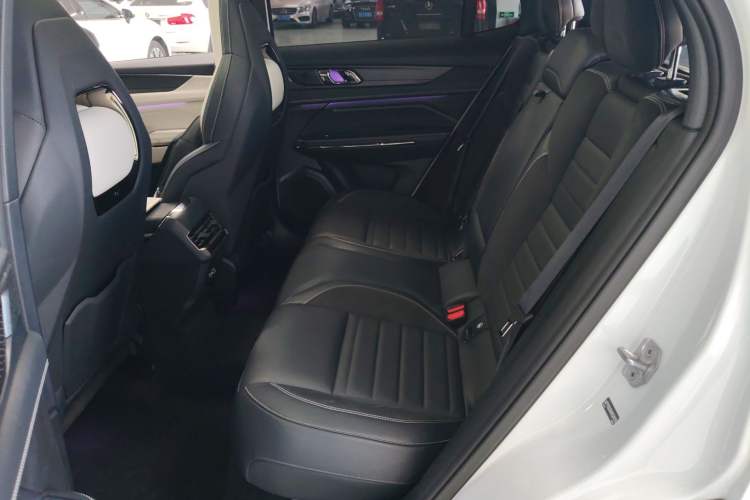 Used Lynk & Co 01 EM-P 2023 1.5TD EM-P Dawn Edition