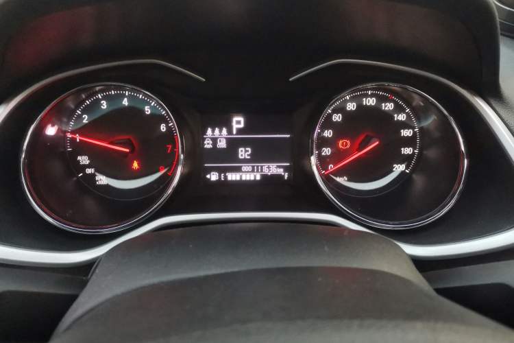 Used Chevrolet Cavalier 2022 325T Automatic Enjoyment Edition Odometer Close Up