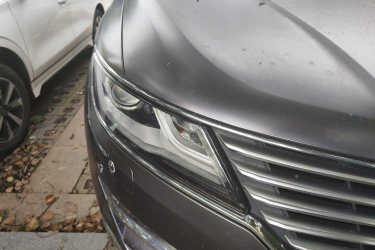 Used Lincoln MKC 2016 2.0T Two-Wheel Drive Deluxe Edition