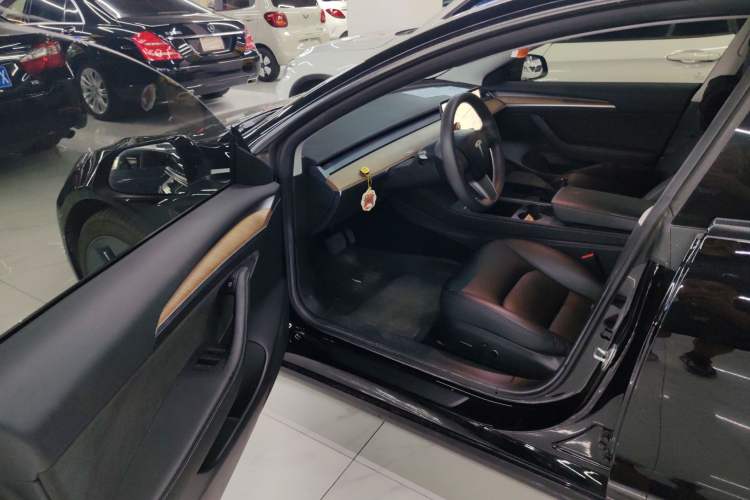 Used Tesla Model 3 2021 Standard Range Rear-Drive Upgraded Version
