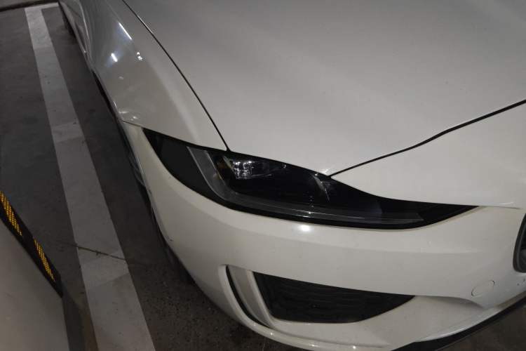 Used Jaguar XEL 2021 2.0T 250 PS R-DYNAMIC S Advanced Sport Edition Right Front Headlight