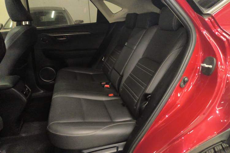 Used Lexus NX 2017 200 All-Wheel Drive Fēngshàng Edition Left Rear Seat