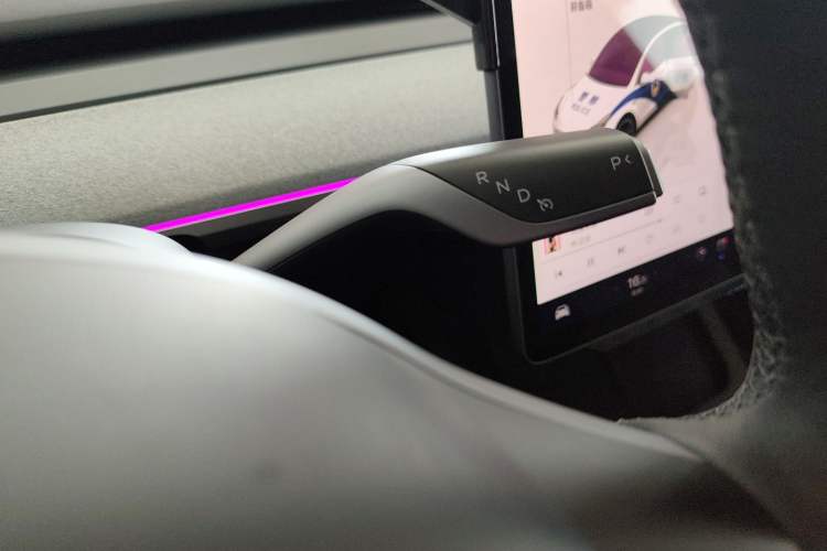 Used Tesla Model Y 2024 Rear-Wheel-Drive Version
