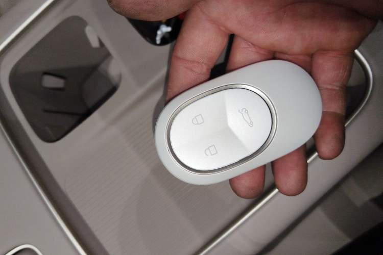 Used Nio ES8 2023 75 kWh Interior 1