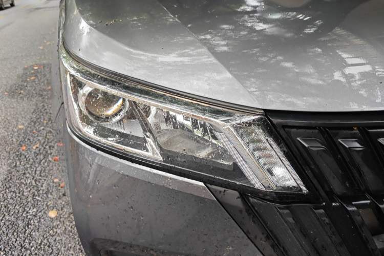 Used Wuling Jiachen 2022 1.5L Manual Enjoyment Elite Model
