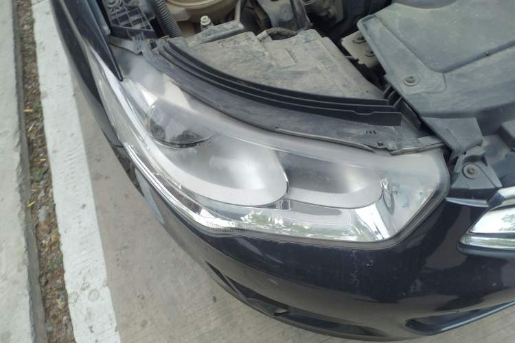 Used Citroen Elysee 2016 1.6L Manual Fashion Edition Right Front Headlight