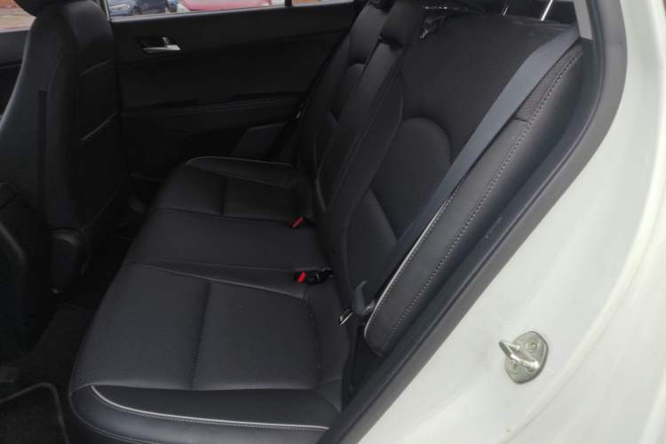 Used Hyundai ix25 2015 1.6L Automatic Two-Wheel Drive Smart GLS Trim Left Rear Seat