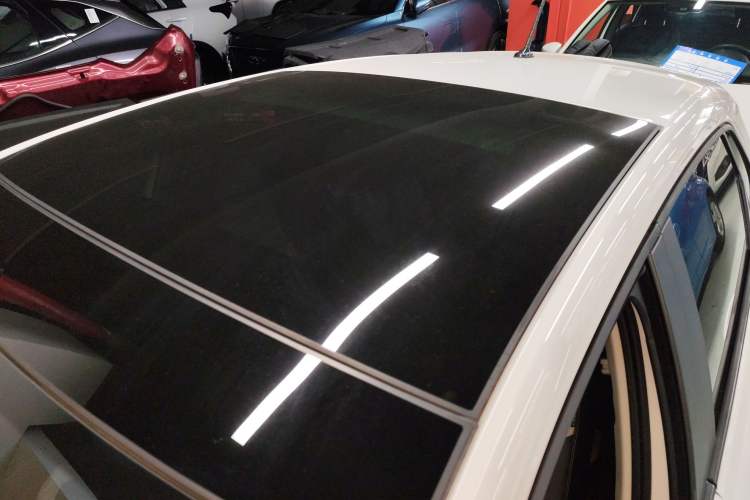 Used Volkswagen Polo 2019 Plus 1.5L Automatic Colorful Technology Edition Roof