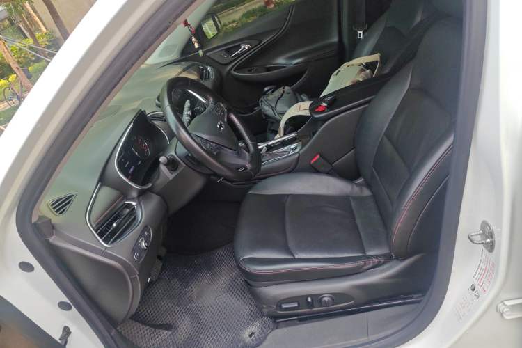 Used Chevrolet Malibu XL 2019 Redline 550T Automatic Smart Edition Left Front Seat