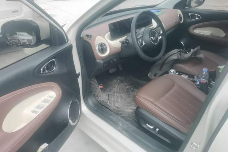 Used Wuling Bingo 2023 333 km Lingxi Connected+ Version