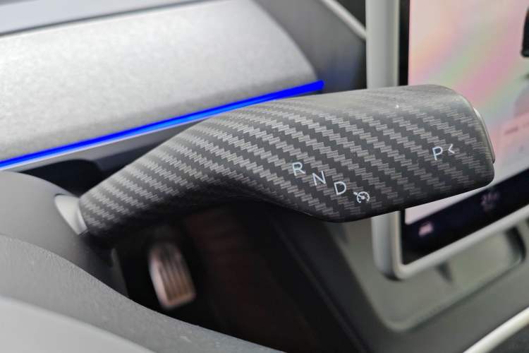 Used Tesla Model Y 2023 Rear-Wheel-Drive Version