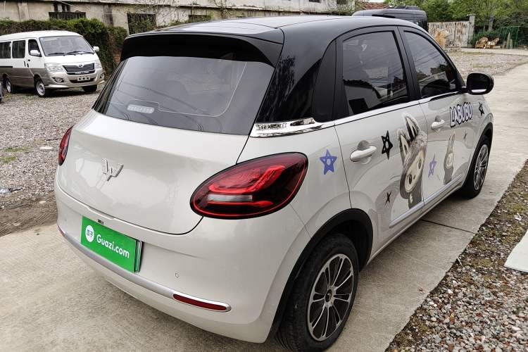 Used Wuling Bingo 2023 203km Light Edition Rear Right 45 Deg