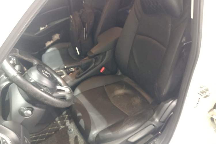 Used Mazda Mazda 3 Axela 2017 Sedan 1.5L Automatic Comfort Model Emission Standard China V