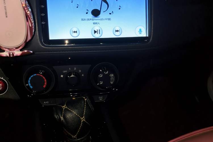 Used Honda Vezel 2017 1.8L CVT Front-Wheel Drive Pioneer Edition Audio And AC Panel