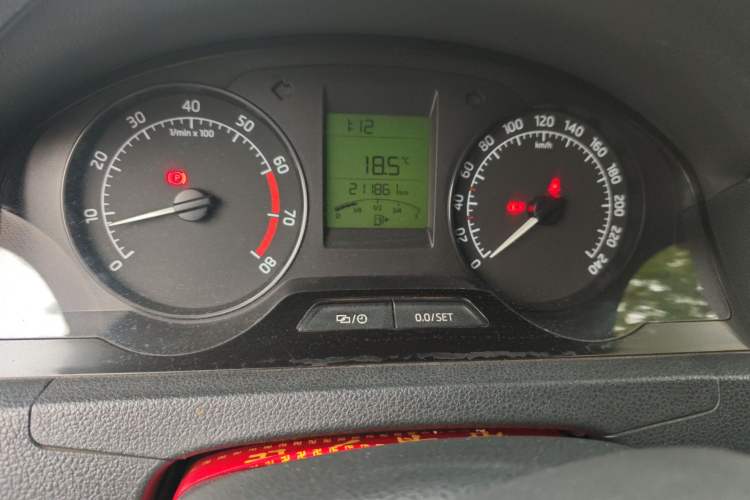 Used Skoda Rapid 2013 1.4L Manual Enjoyment Model