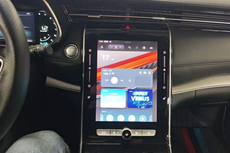 Used Roewe RX5 MAX 2019 300TGI Automatic Smart Cabin Luxury Edition